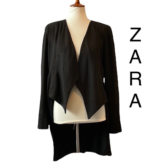 Zara Jackets & Blazers - Zara Woman Studio modern blazer